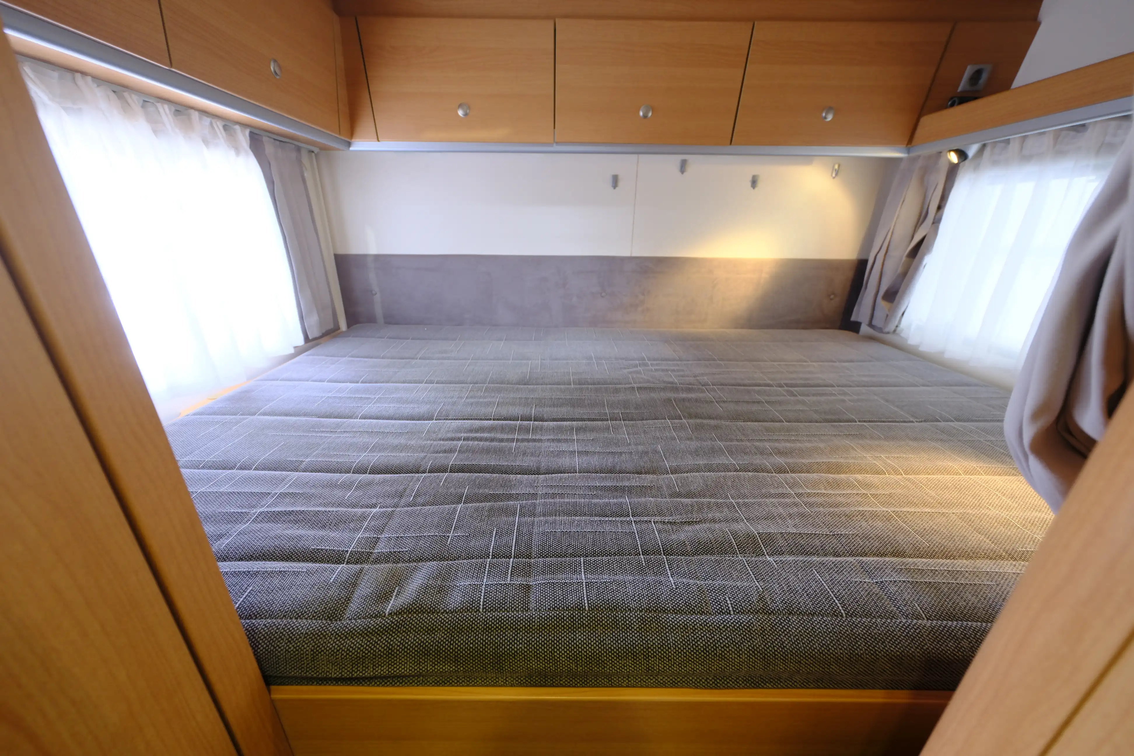 KNAUS Sun Traveller 658 LG